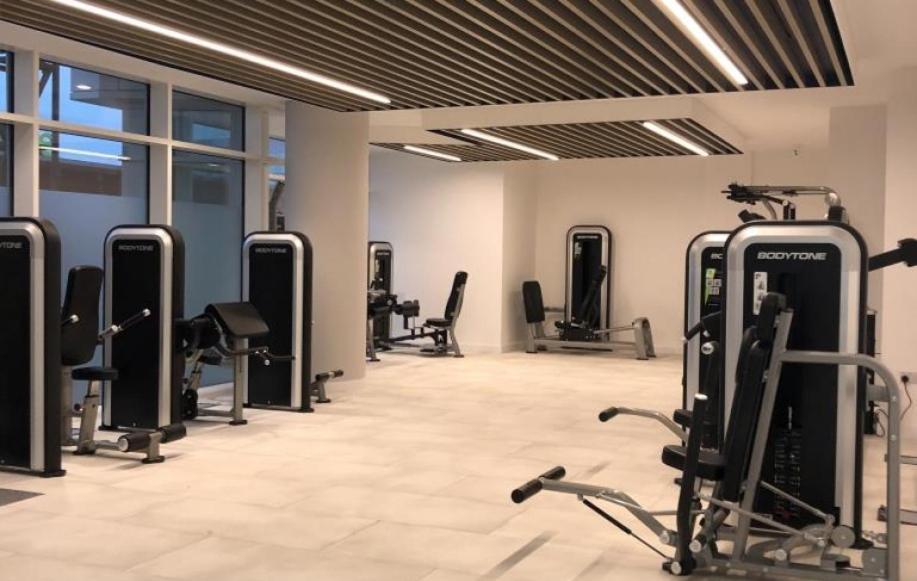 Berks Luxury Serviced Apartments , Free Parking, Free Gym And Free Wifi Bracknell Buitenkant foto
